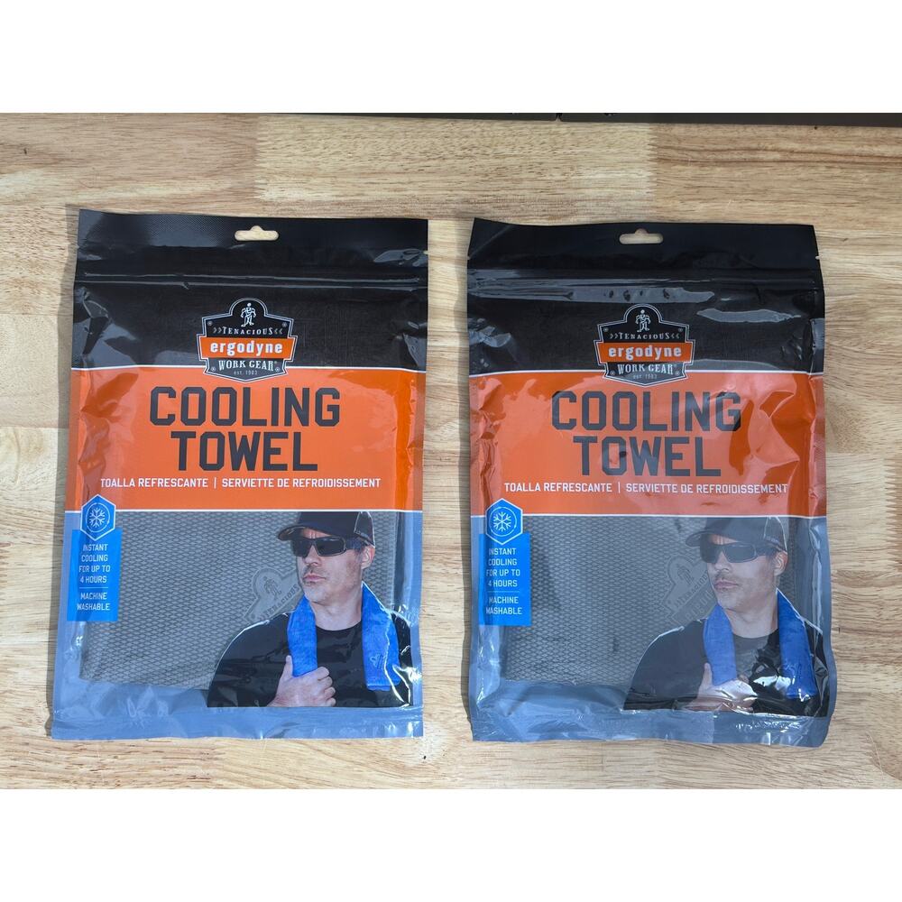 Lot of 2 Cooling Towels
